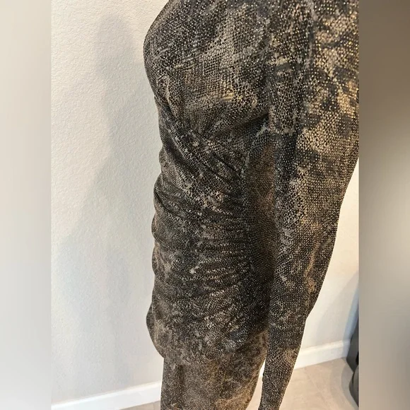 New Alice and Olivia dress - Picture 3 of 11